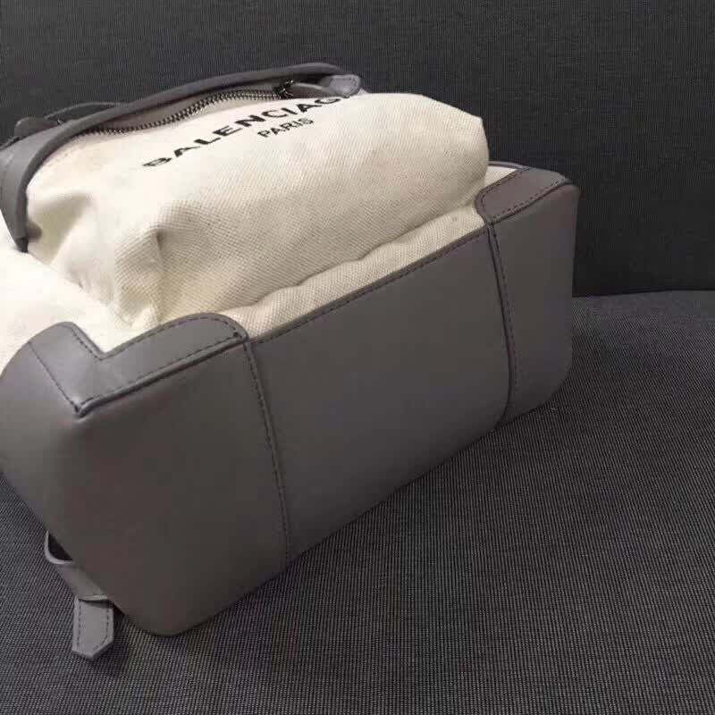 BALENCIAG巴黎世家 專櫃同步升級版 最新系列 Le Dix Money 帆布配牛皮 雙肩包 小號  BL1460